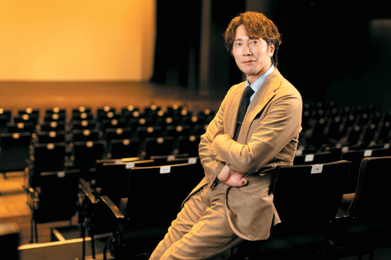 【佐々木蔵之介さん】ルーマニアで一人芝居「電子レンジを購入するところからはじまりました」57歳での挑戦で学んだこと