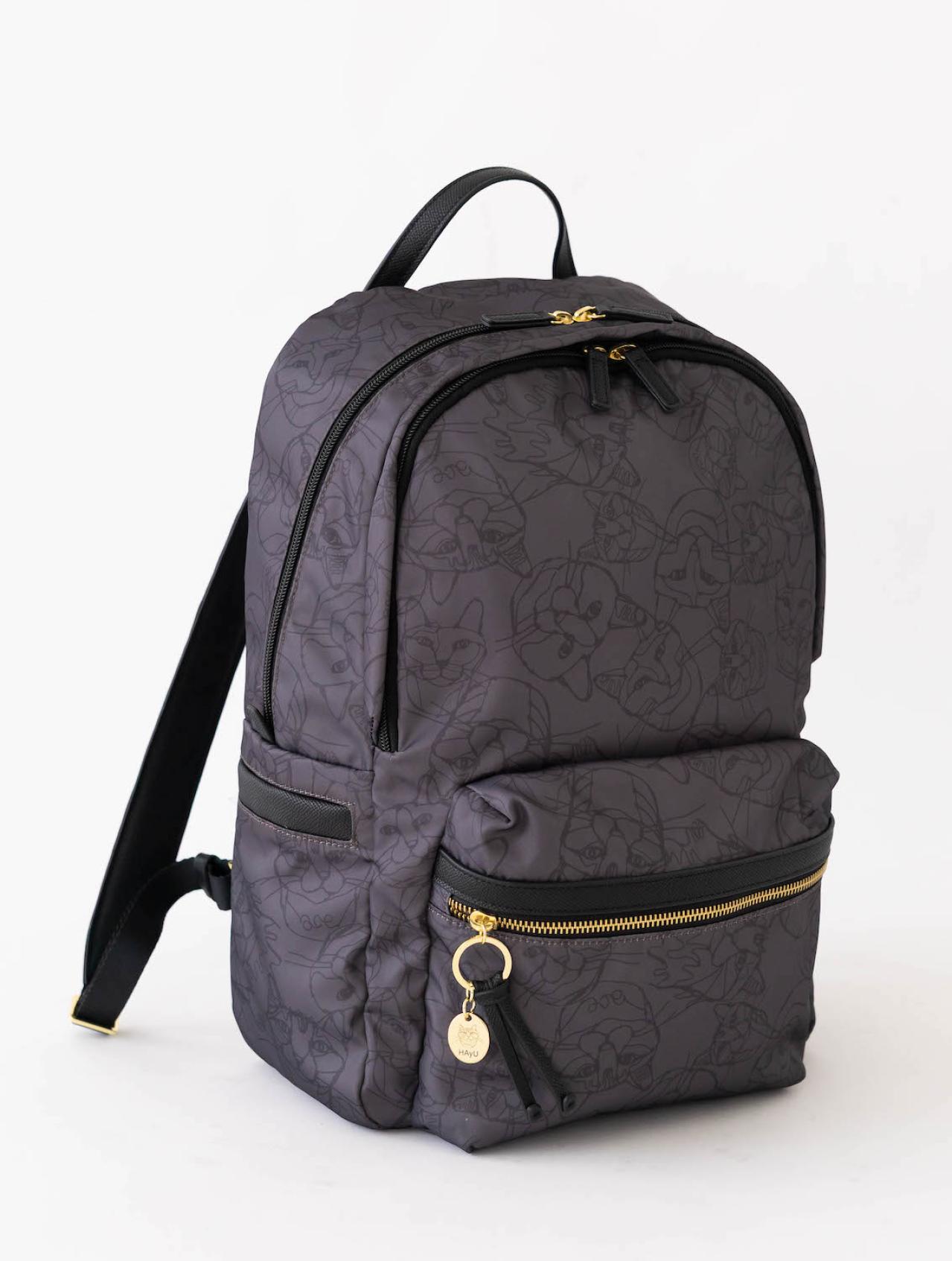 【斜めがけバッグ30選】50代の旅に必須の【斜めがけ＆リュック、キャリー、トート、ボストン】スタイリストが太鼓判を押す機能性とおしゃれ（画像7）