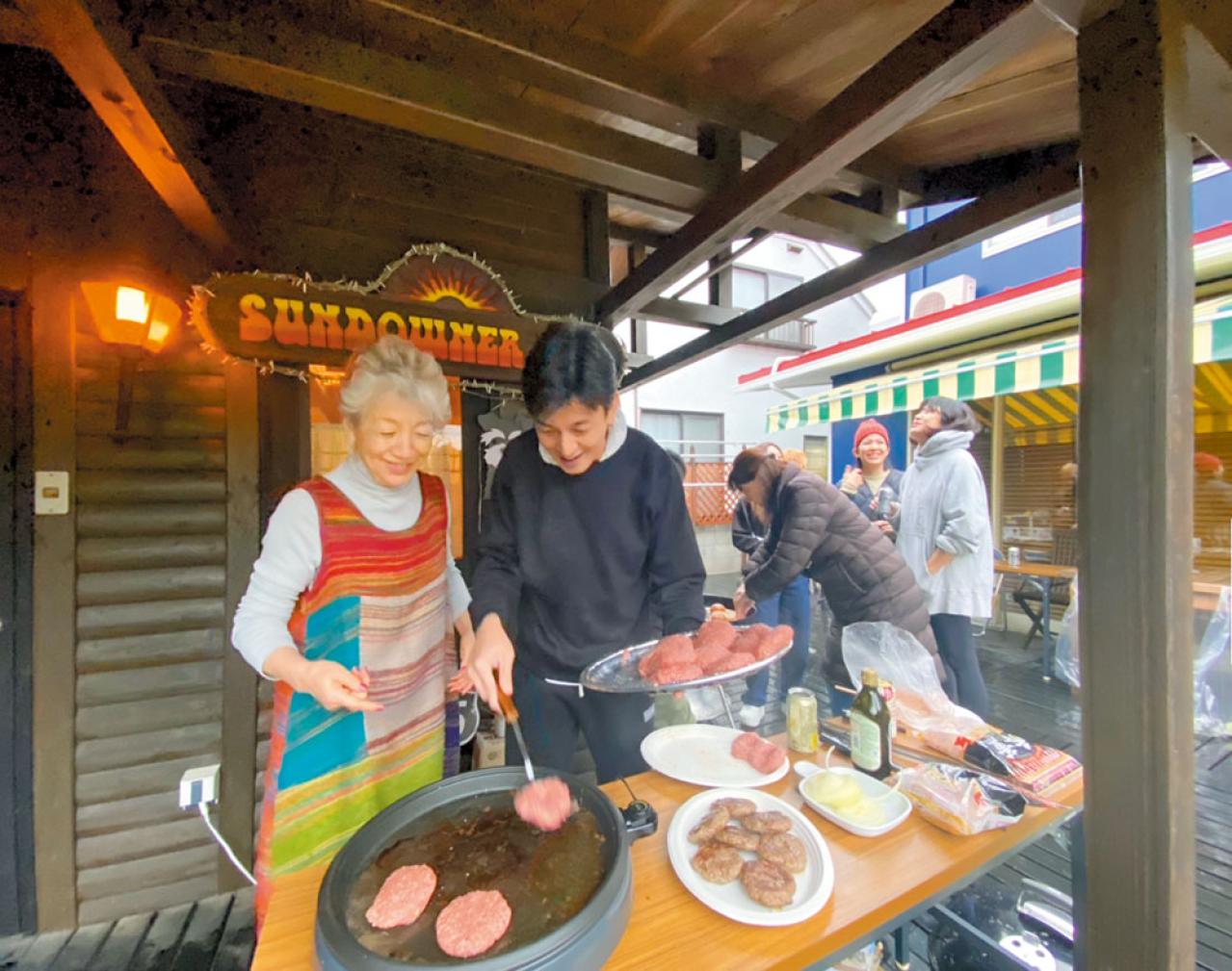 【79歳・中尾ミエさん】驚きのアパート経営！大家と店子の特別なバーベキューをのぞき見（画像2）