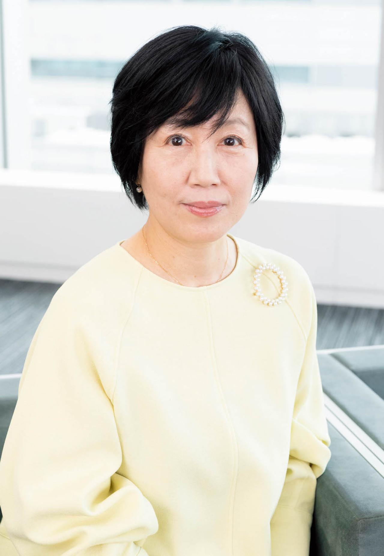 海外旅行の魅力を変えたレジェンド【兼高かおる】旅先でのワンピースファッションも！（画像4）