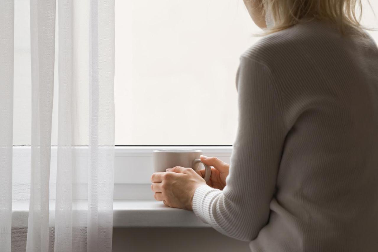 2050年には65歳以上の45％が「おひとりさま」！？不安を減らす【終活支援と費用】その全貌