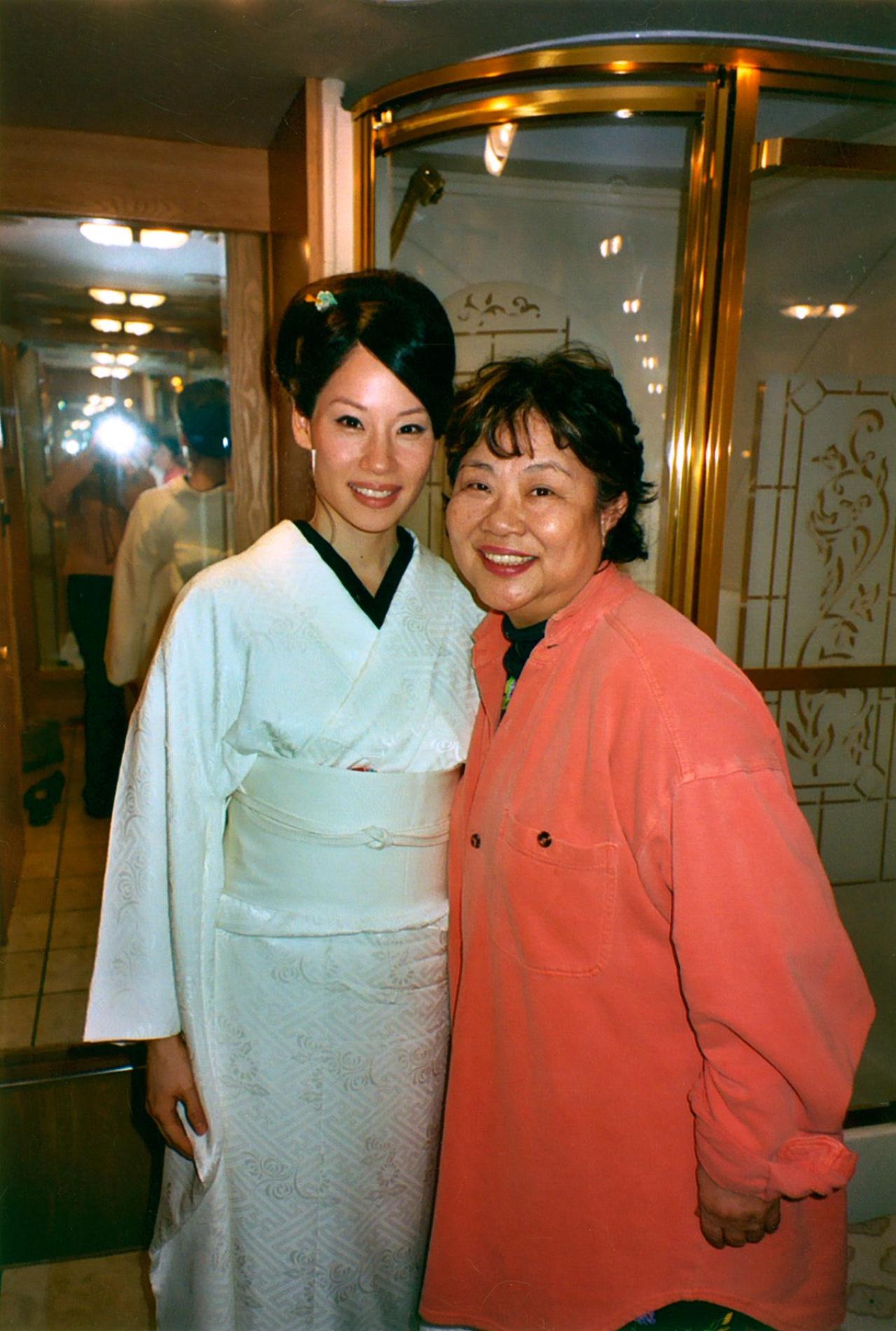 ルーシー・リュー　カオリ・ナラ・ターナー