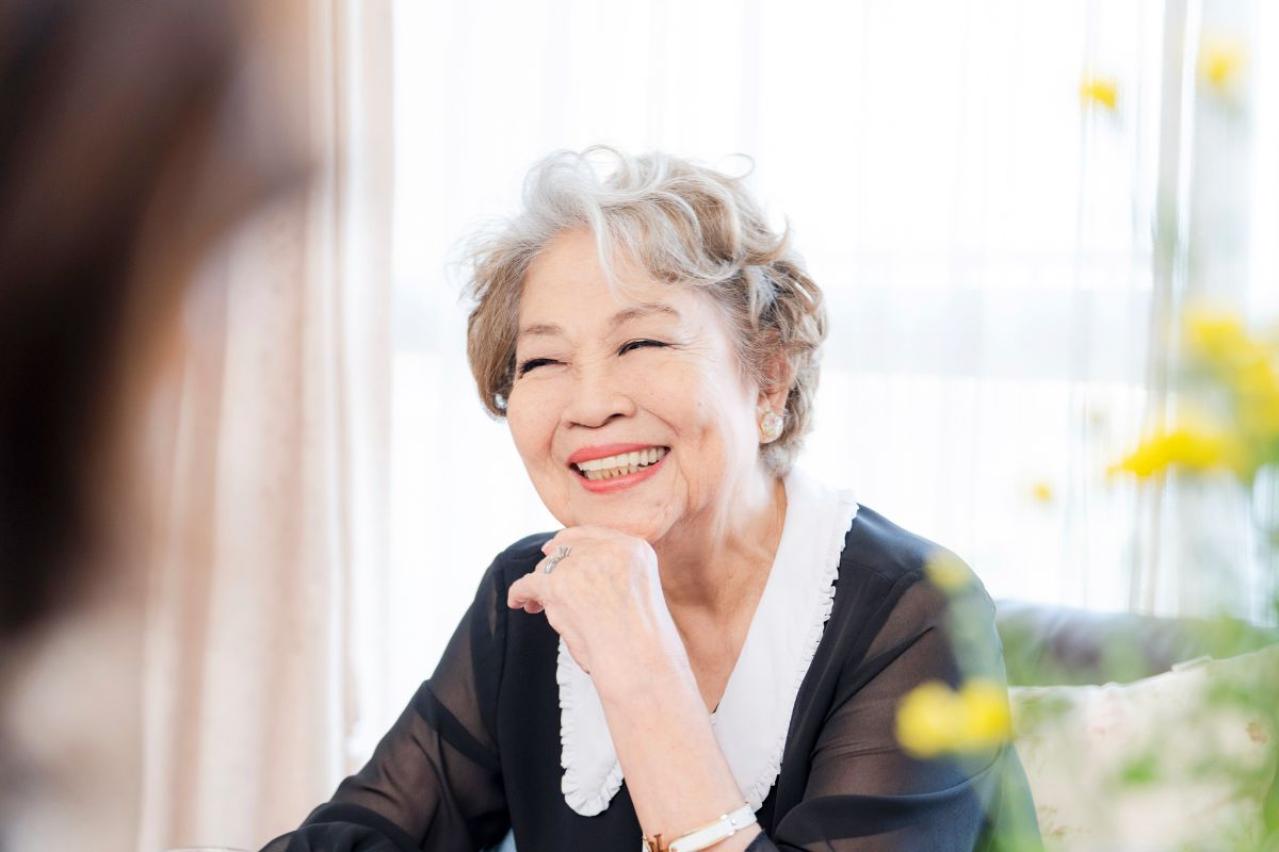 カオリ・ナラ・ターナー　ヘアメイクアップアーティスト　