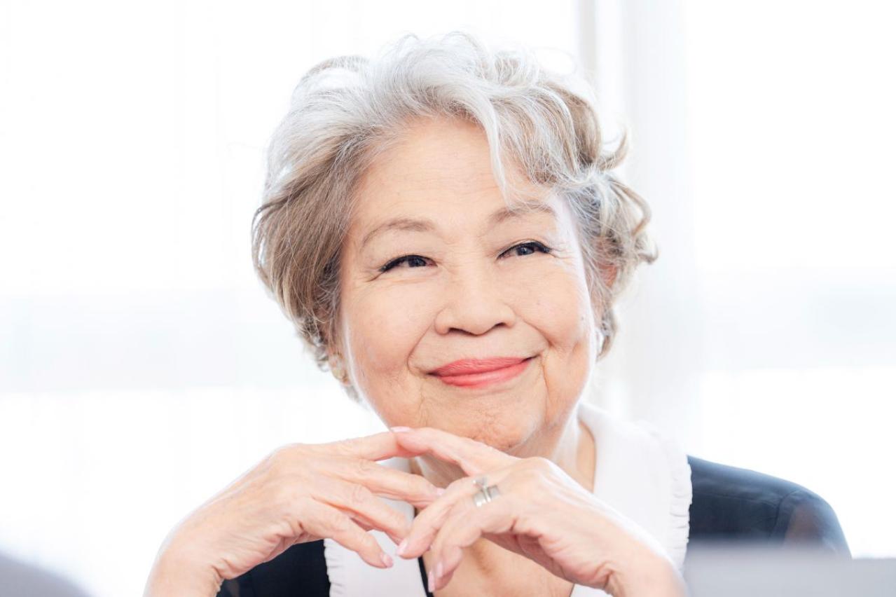 カオリ・ナラ・ターナー　ヘアメイクアップアーティスト　