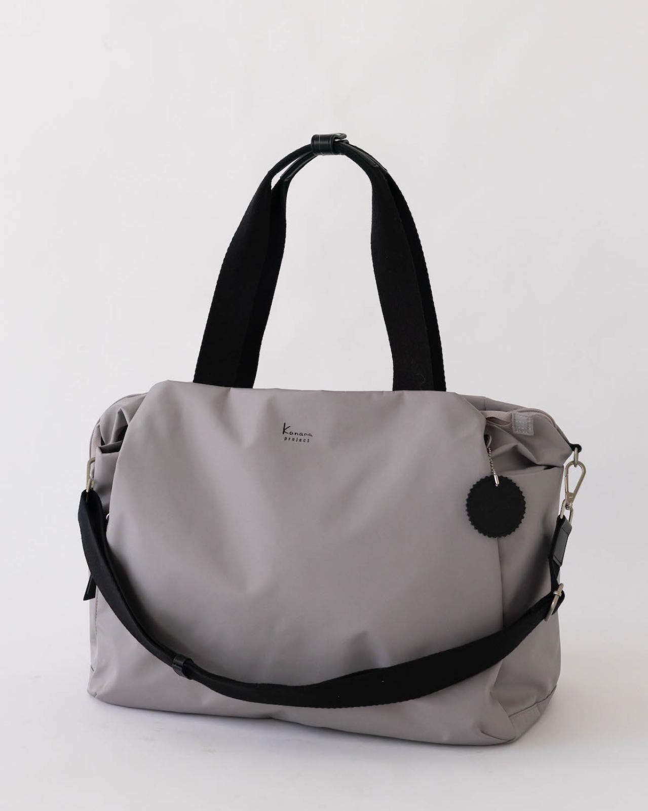 【斜めがけバッグ30選】50代の旅に必須の【斜めがけ＆リュック、キャリー、トート、ボストン】スタイリストが太鼓判を押す機能性とおしゃれ（画像34）