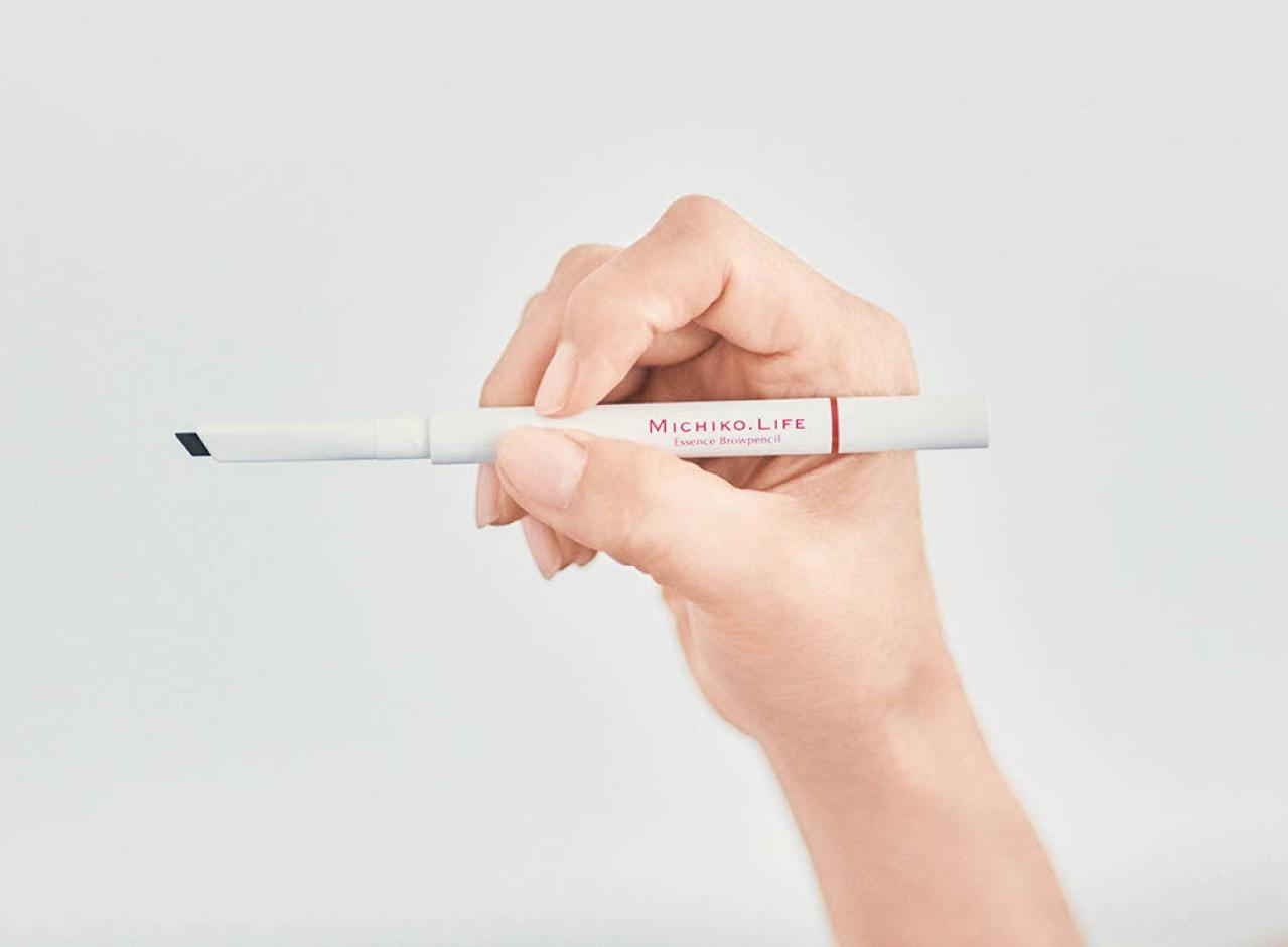 【藤原美智子さん】の「大人メイク術」50代以上はどのくらい流行を取り入れれば正解？（画像10）