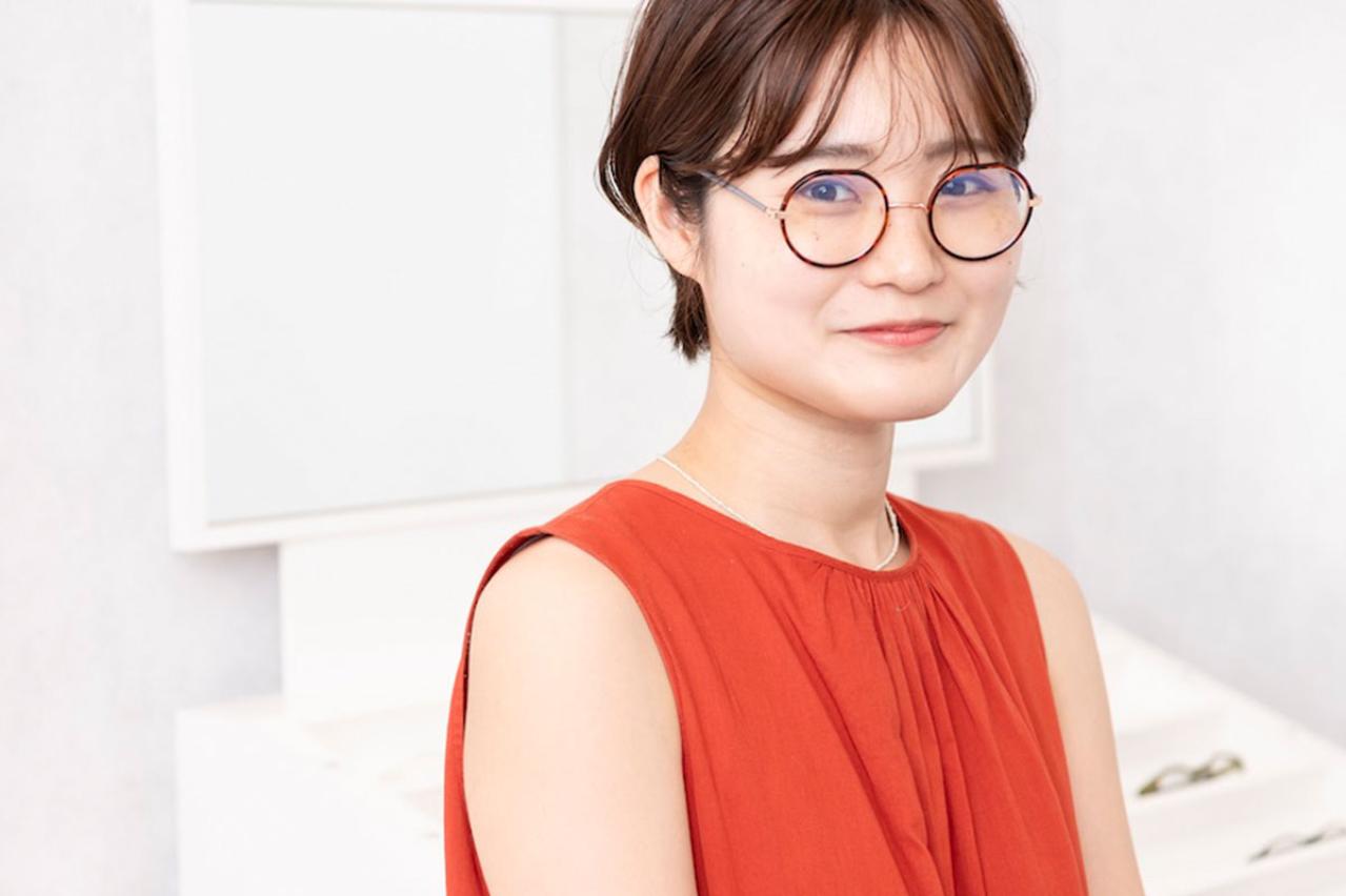 「2万円で1本よりも、3本で2万円」が女性のホンネ。巣鴨でバズリ中の【老眼鏡専門店】に潜入！