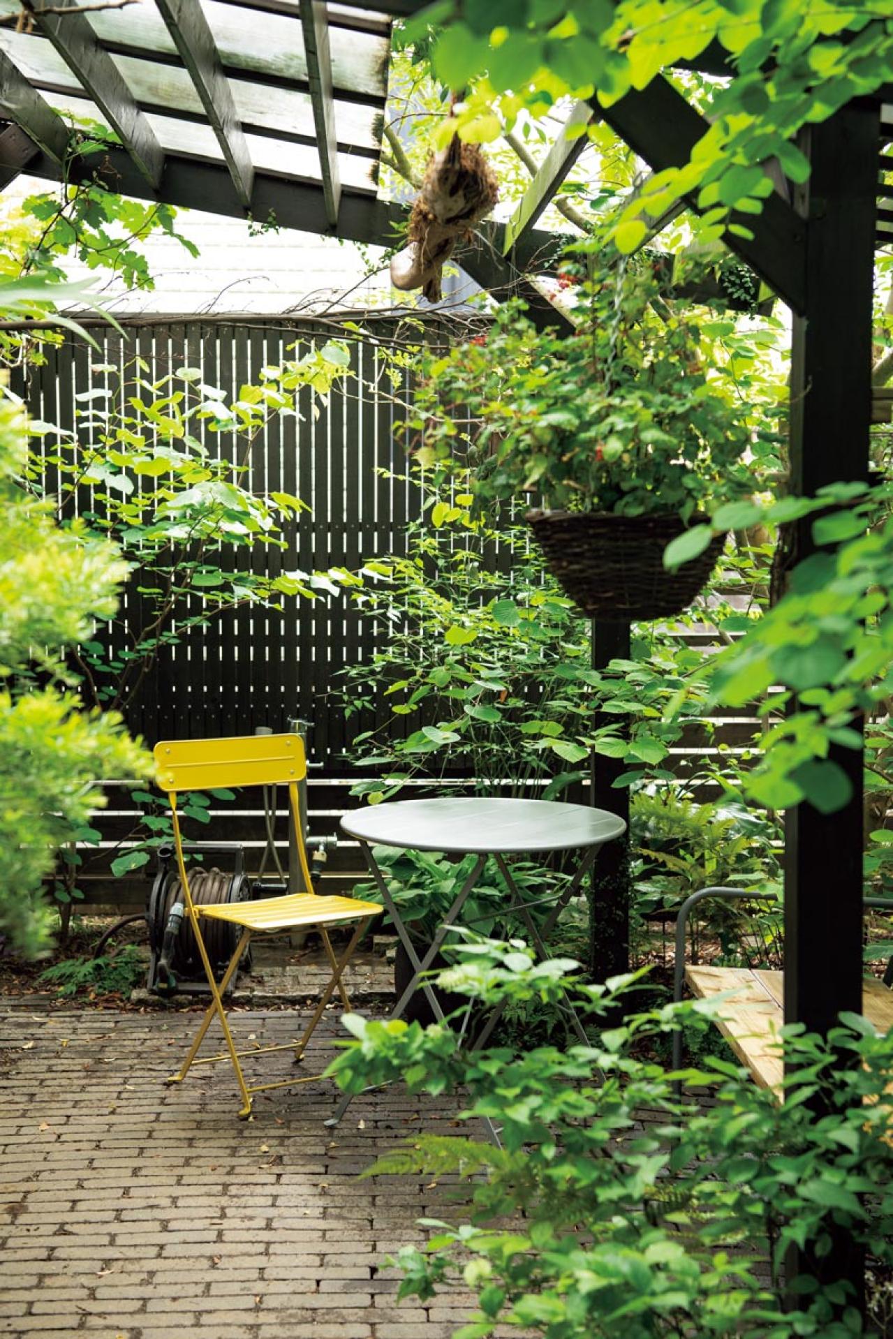 「極小スペースなのにステキ！」目の錯覚テク&便利アイテムで広がるガーデニング計画6選（画像5）