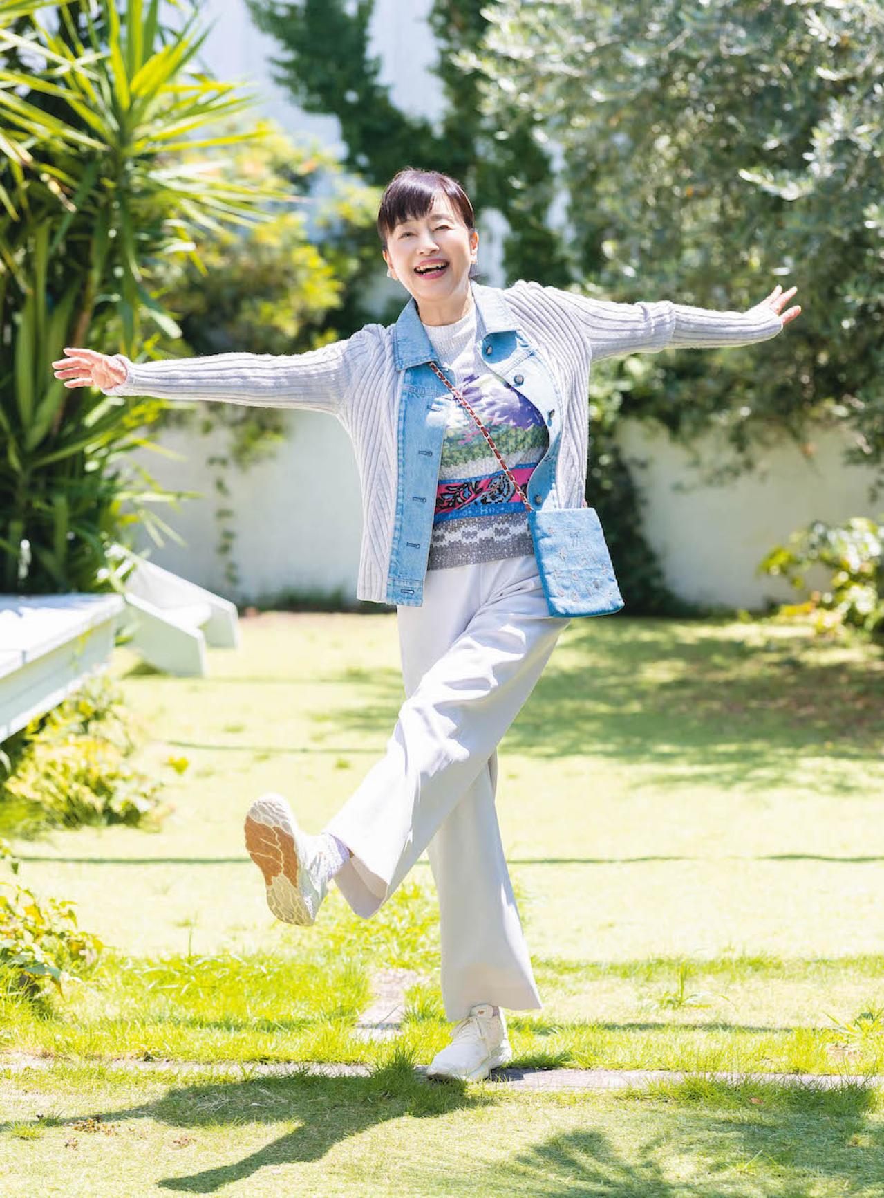 【かたせ梨乃さん】68歳とは思えぬ美ボディを保つ毎朝1時間の習慣とは？ 正しい歩き方も伝授（画像4）