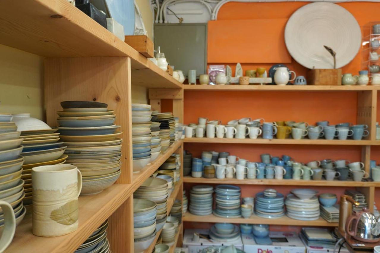 【2025最新 韓国旅行】ソウルで見つけた大人の隠れ道！老舗が並ぶ三清洞と行列必至のすいとん店へ（画像11）