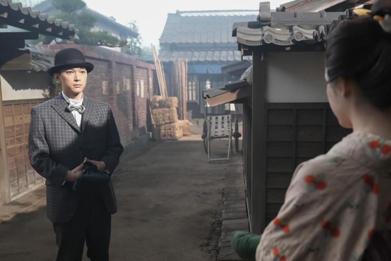 【ばけばけ】笑えない！実母（北川景子）の物乞いにはさすがに大きく心を突き動かされたトキ（髙石あかり）［写真多数］（画像11）