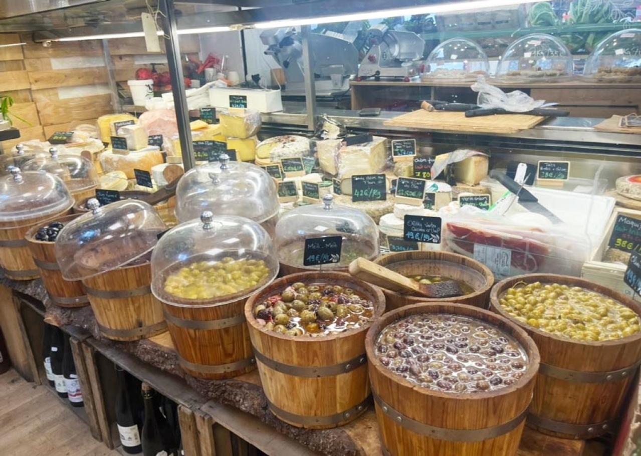 パリに25年住む50代マダムのご自宅ルームツアー！おしゃれなキッチンに採用したカラーリングは？【後編】（画像16）