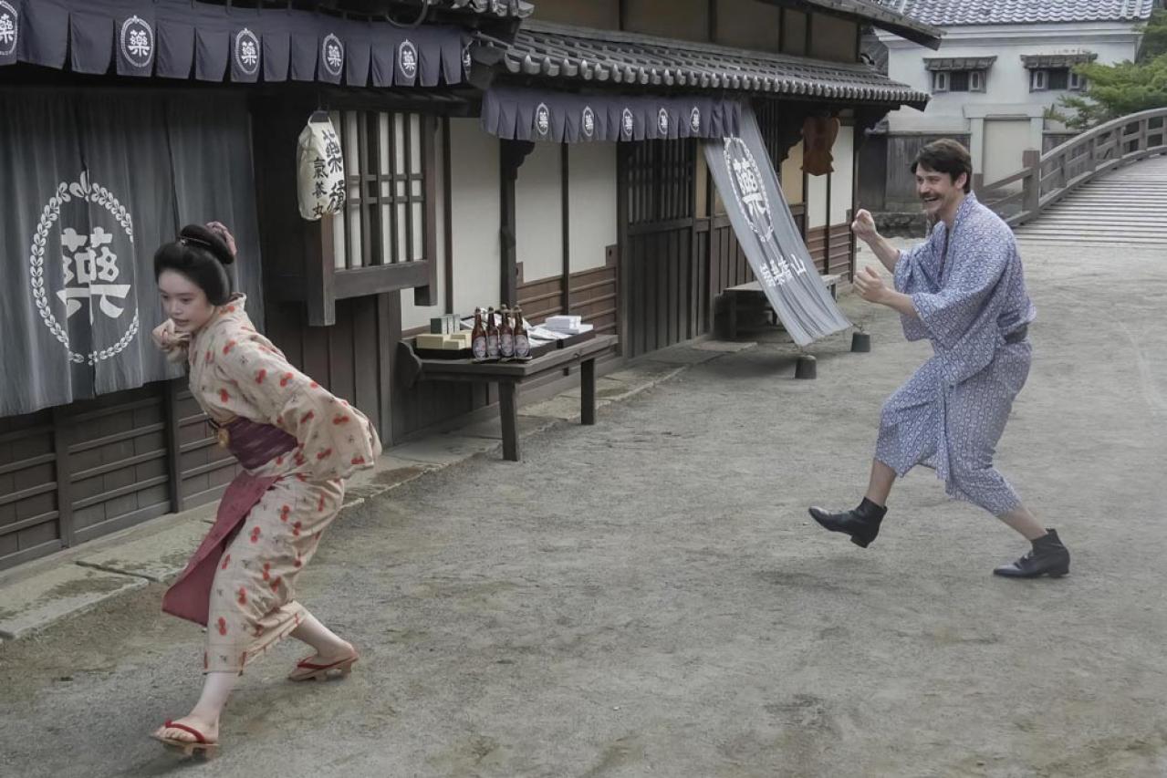 【ばけばけ】錦織（吉沢亮）の次元を超えたポンコツな“スキップ”が印象に残った第8週［写真多数］（画像6）