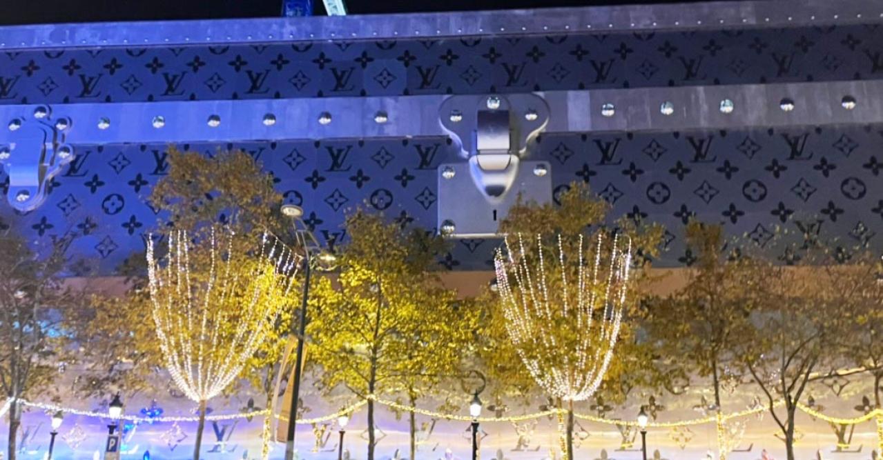 【2025年最旬】パリのクリスマスがすごい！現地のイルミネーションを最速で実況。パリ在住30年のライターが案内（画像5）