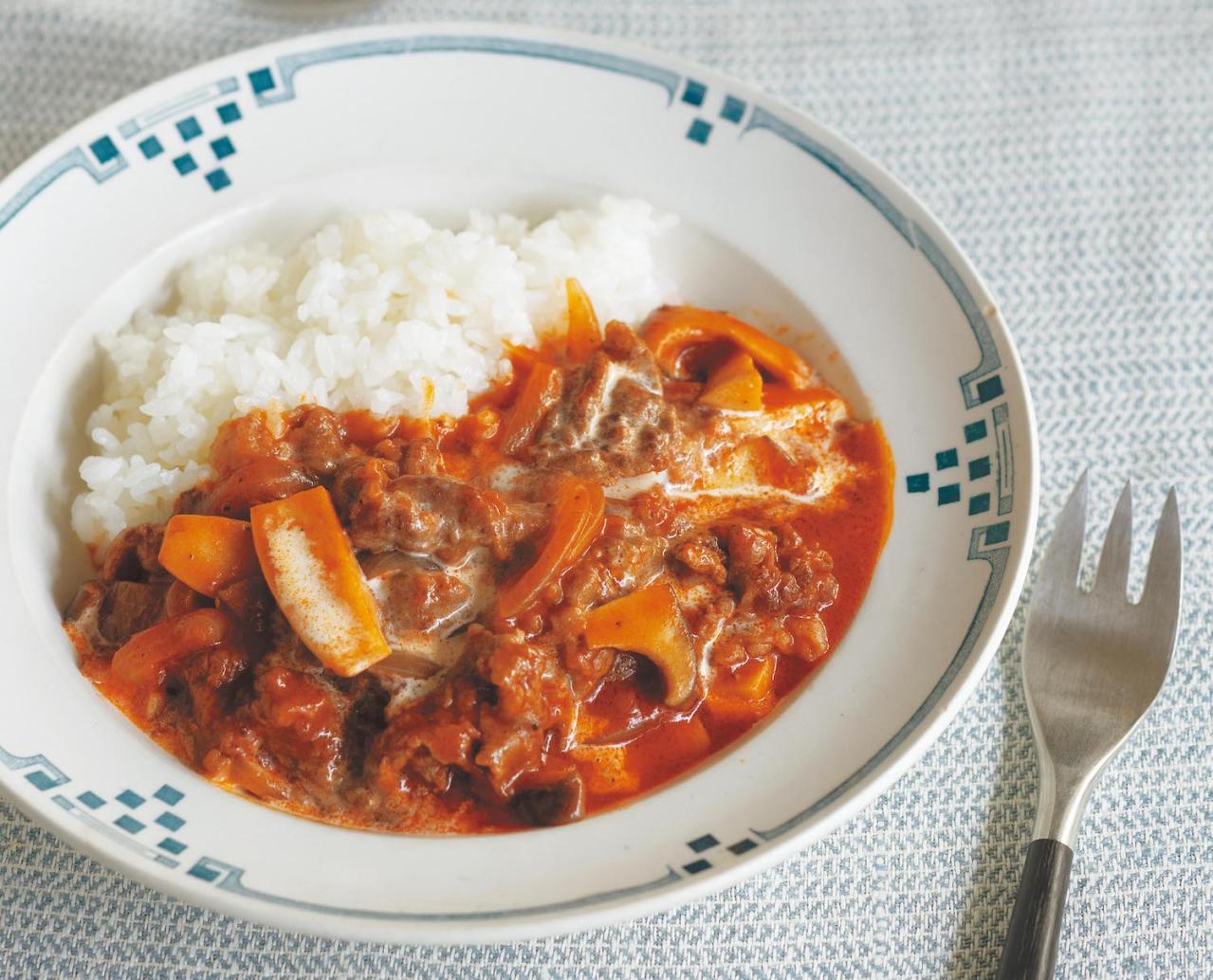 1人分のごちそうがフライパンひとつで完成！【牛切り落とし肉】の簡単レシピ「プルコギ」「ハッシュドビーフ」（画像4）