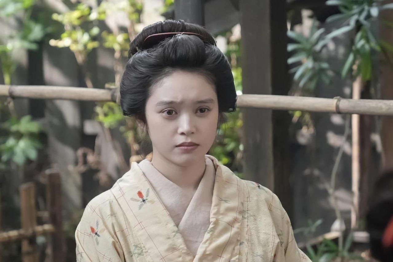 【ばけばけ】実は一番大人？「先生を射止めるのは大変よ」と、無自覚なトキ（髙石あかり）に寄り添うリヨ（北香那）の人間性に感心！（画像10）