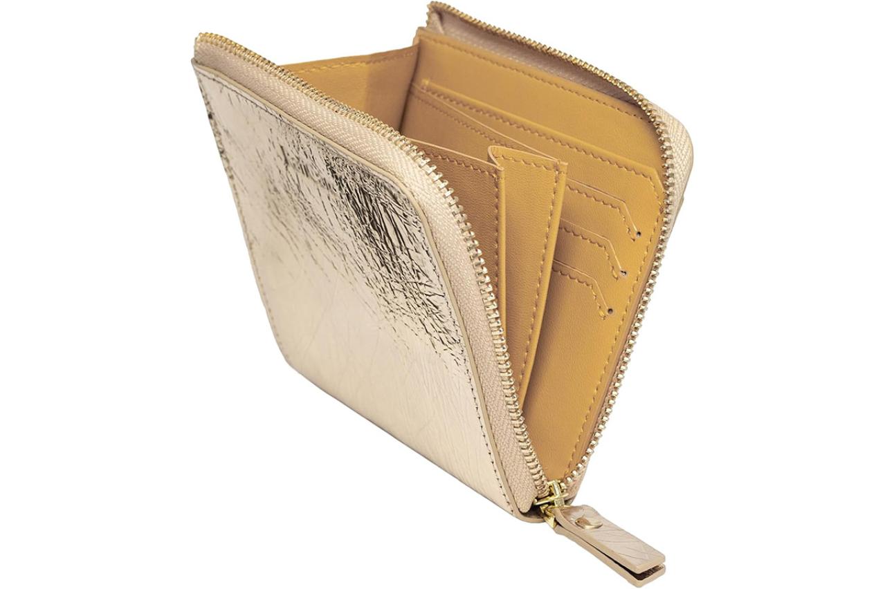 2026年に向けて新調しよう！ゆうゆうtime編集部おすすめの財布が【最大49％OFF】流行のミニ財布も｜Amazonタイムセール（画像2）