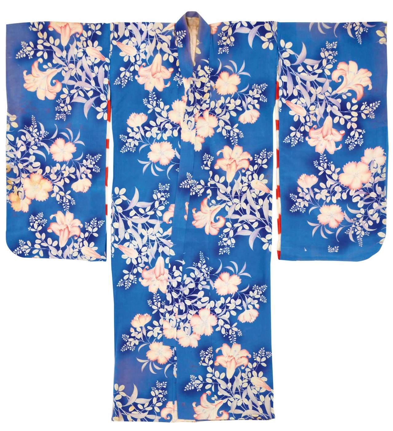 たんすに眠る着物がおしゃれなセットアップに！【着物リメイク】の簡単アイデア（画像11）