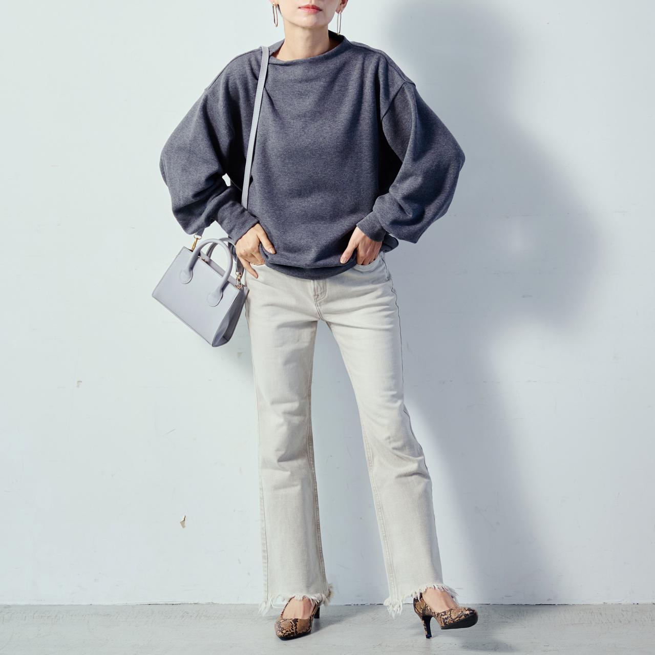 肌側シルク100％ ボトルネックプルオーバー（画像2）