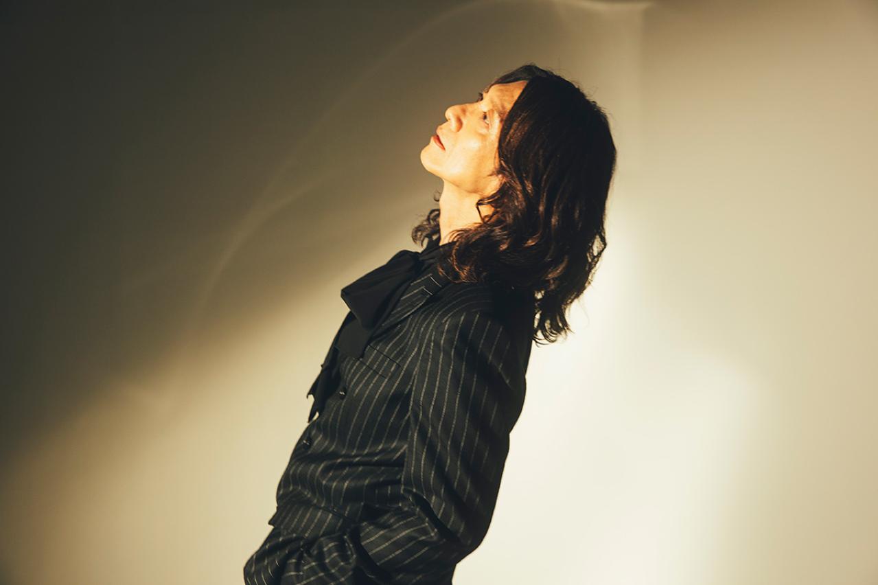 【画像多数】吉井和哉、人生の限りある時間とともに鳴らし続ける“いま”のうた