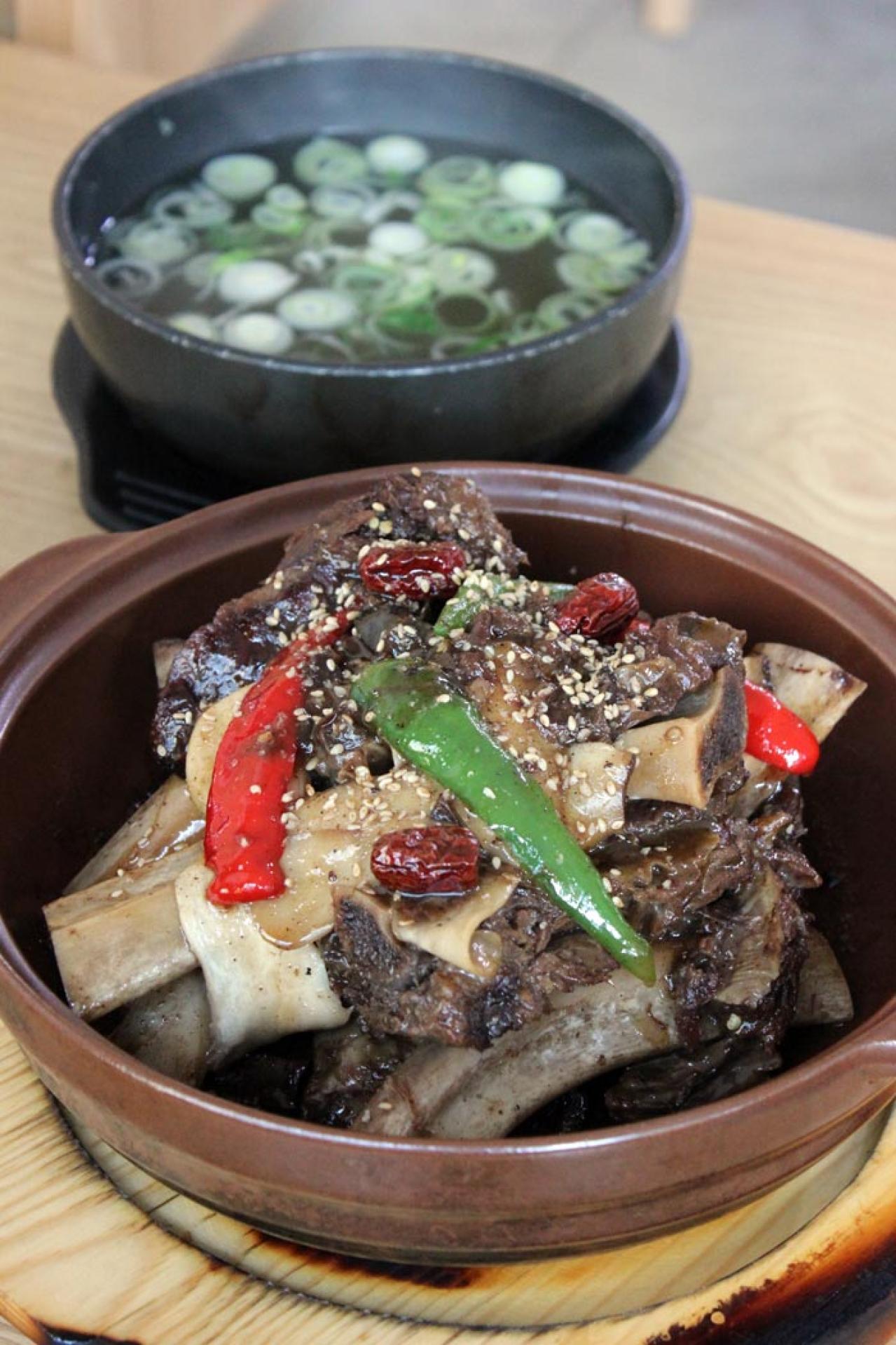 【Stray Kids】ヒョンジンも通う韓国旅行の新定番！陶芸教室と牛カルビから作る絶品カルビチムとは？（画像6）