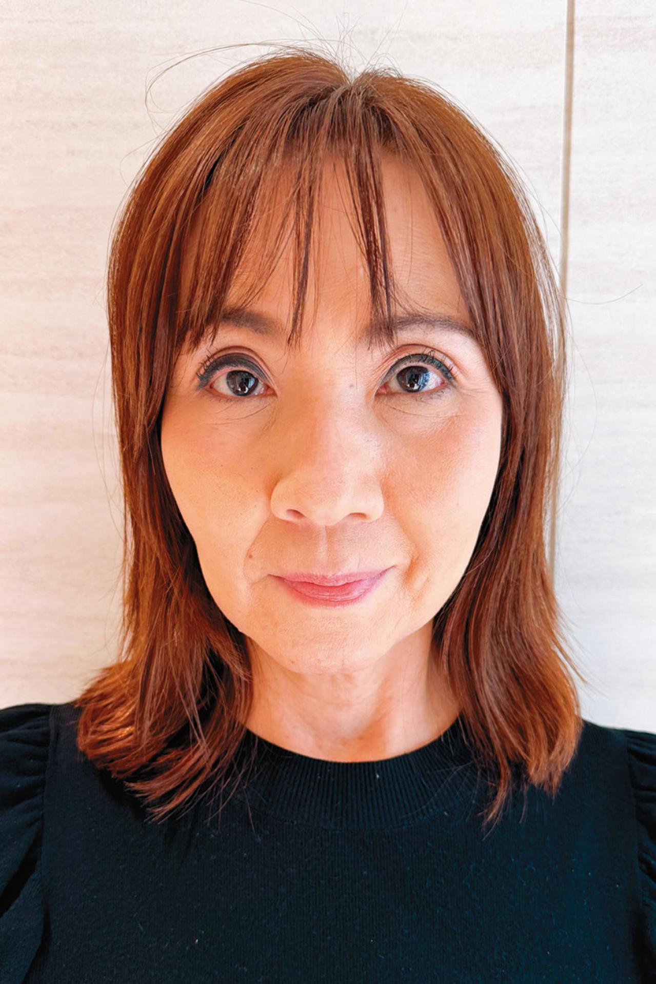 奇跡のビフォア→アフター！ー5歳を叶える【50代からのミディアムヘア】カールスタイル2選（画像7）