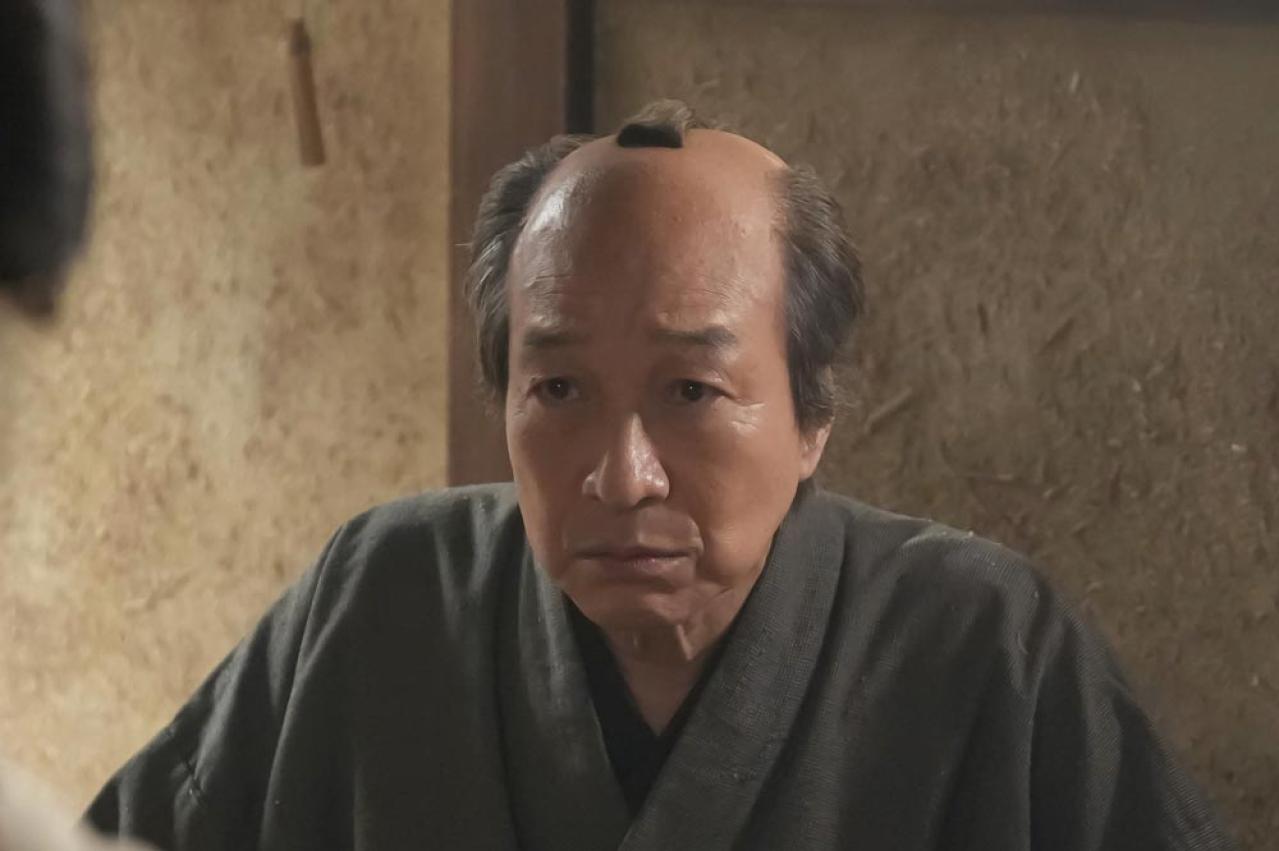 【ばけばけ】大告白を見届ける羽目に…錦織（吉沢亮）の“所在なさ”にクスッ。引きの映像が光る名シーン（画像6）