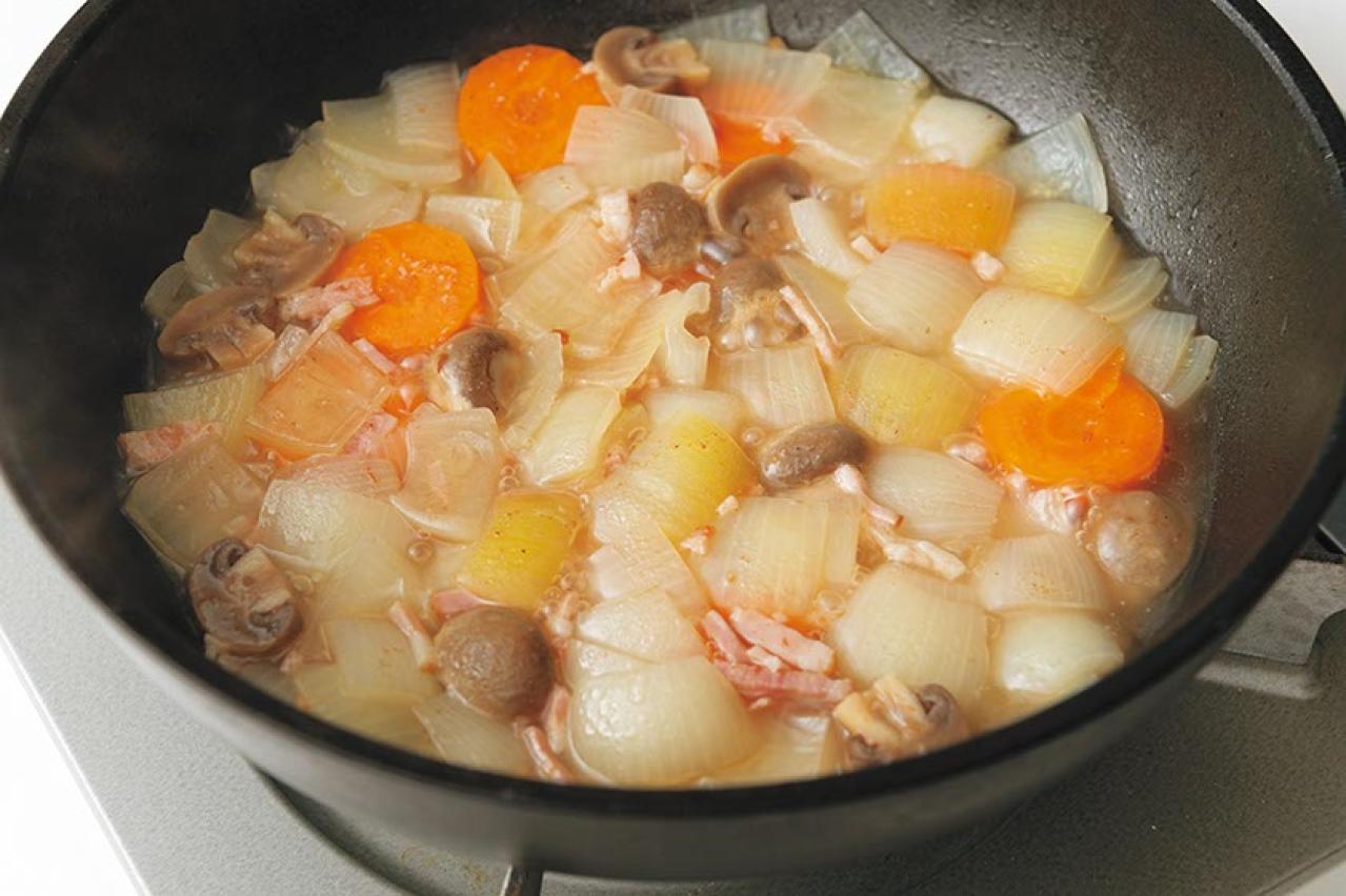 洋風のごちそうが意外と簡単にできる【三國シェフ】流のコツとは？「豚ヒレ肉のクリームシチュー／魚のムニエル」（画像4）