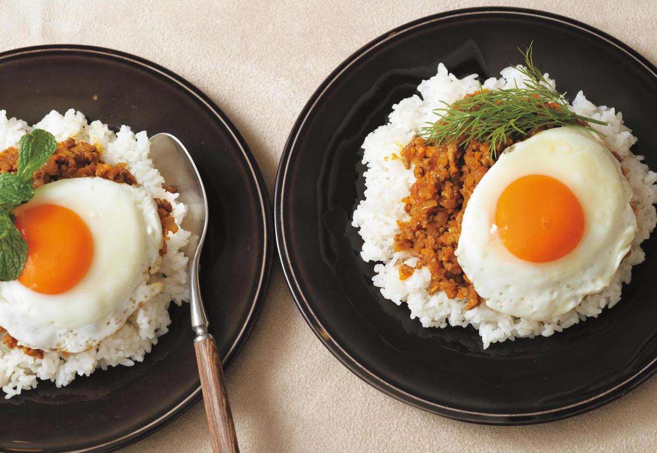 ワンプレートでも栄養バッチリ！人気の洋食メニューの【三國シェフ】流レシピ2選「ドライカレー／カレー風味のシーフードドリア」（画像2）