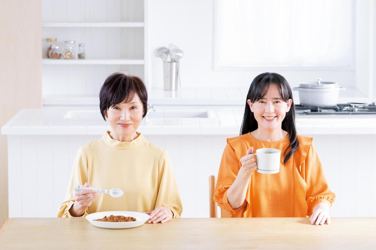 減塩ライフを楽しくする強い味方【エレキソルト】って？ 60代読者モデルが実際に試した感想は？