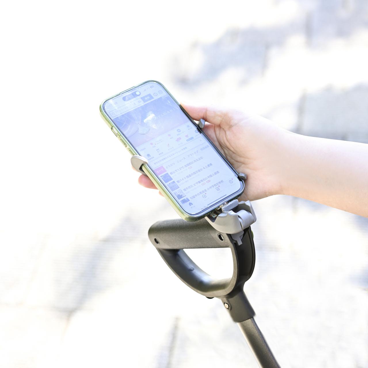 2秒でチェンジ！座れるステッキ（画像5）