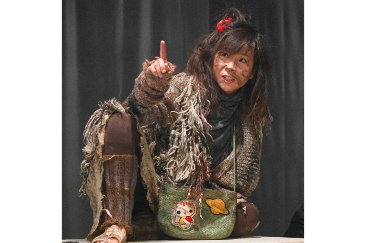 まるで「借り物競争のような人生」を楽しむ、50代多毛作女優【みょんふぁ】を支える言葉