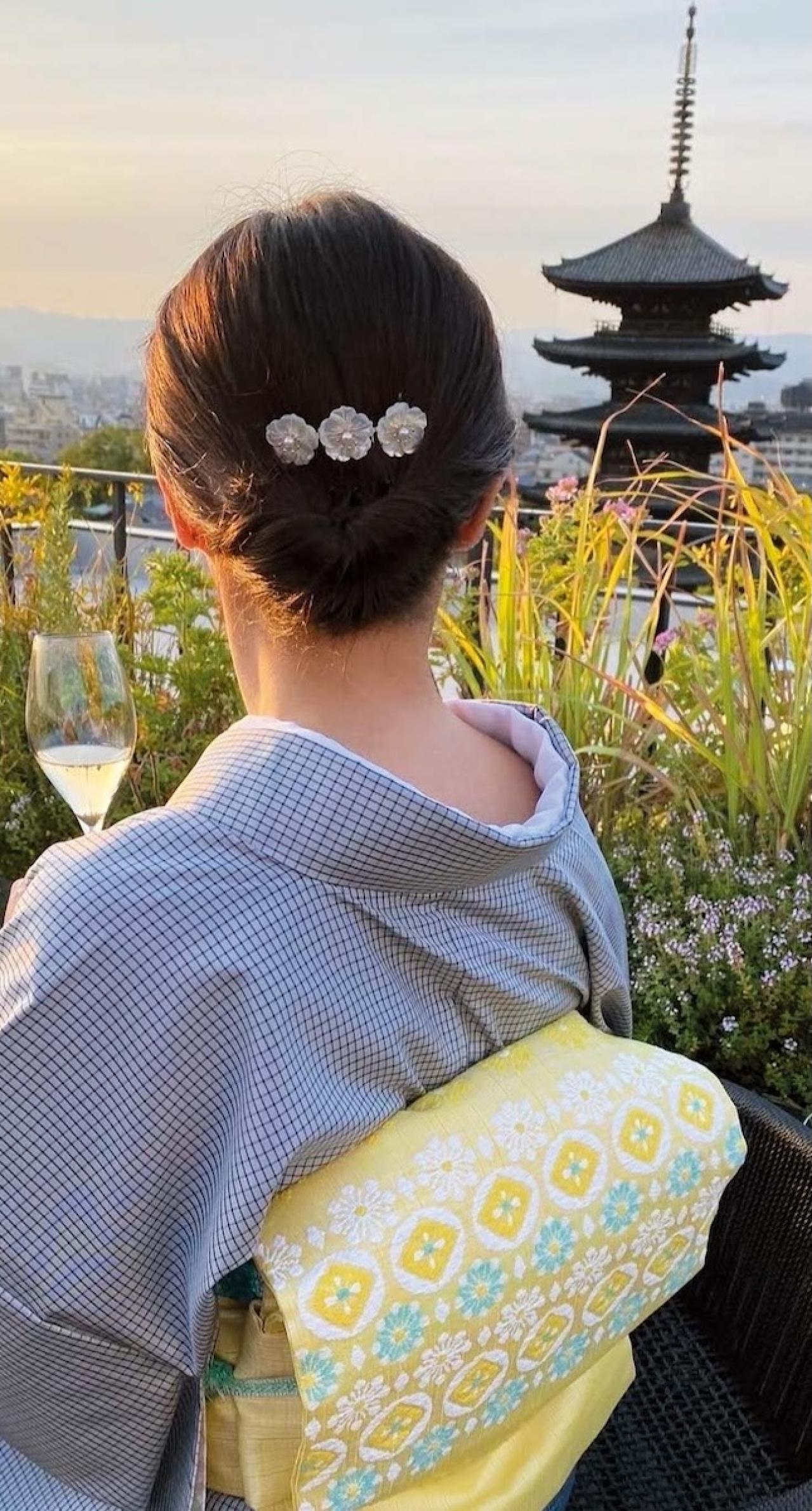 【横山めぐみさん】56歳とは思えないツヤツヤの美しいロングヘアの秘密は？ ZACC・高橋和義さんのヘアカラーアドバイスも！（画像4）