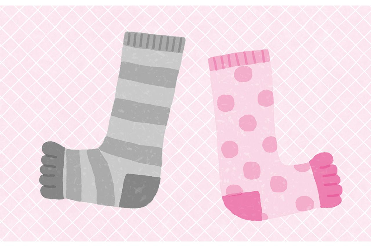 「左右の靴下の色を変えると保温効果がアップ!?」冷えに悩む人が今すぐやるべき裏ワザ（画像2）