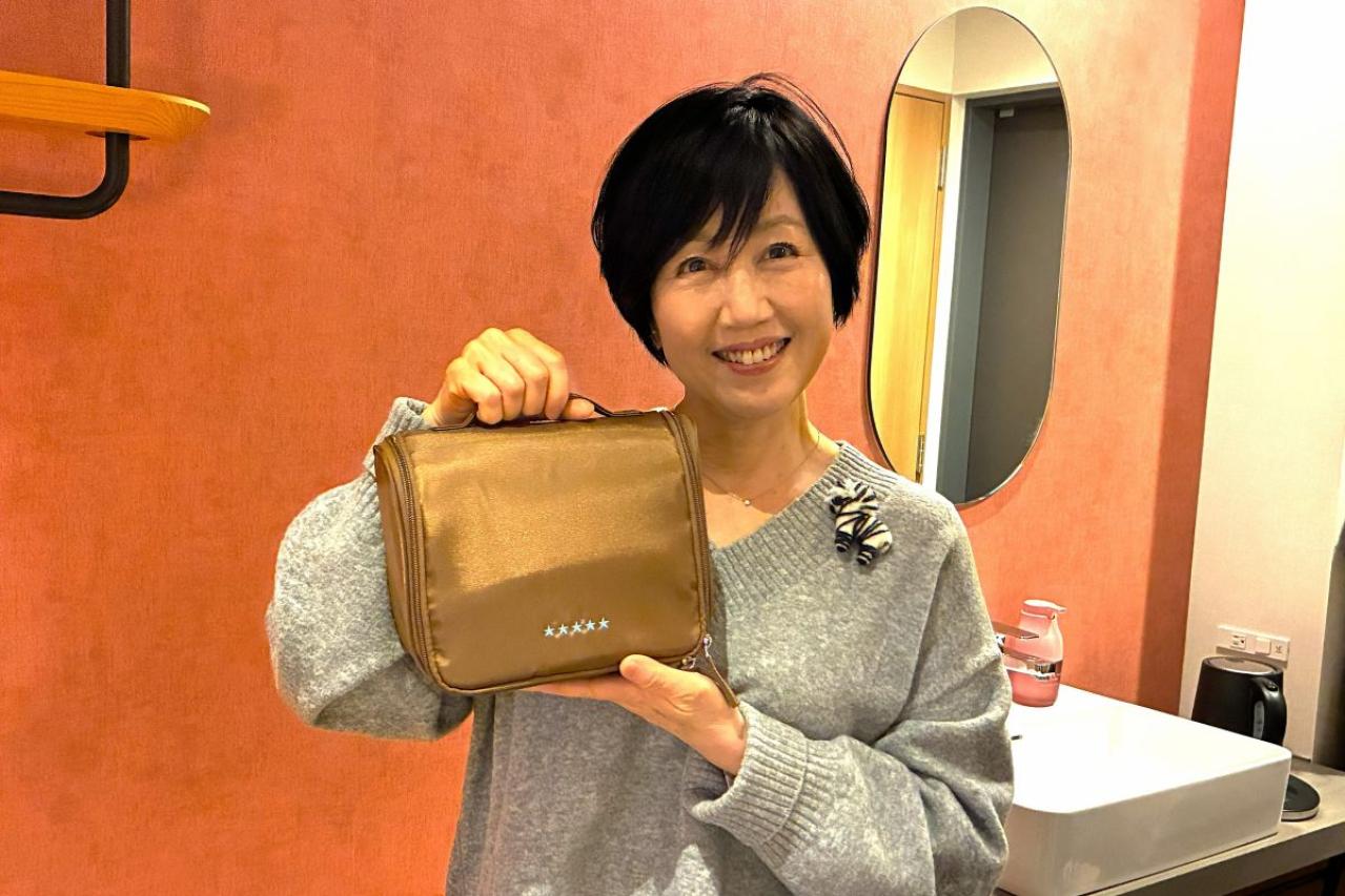 【レビュー】化け子の5つ星トラベルポーチは本当に使える？　実際の旅で検証した本音レビュー