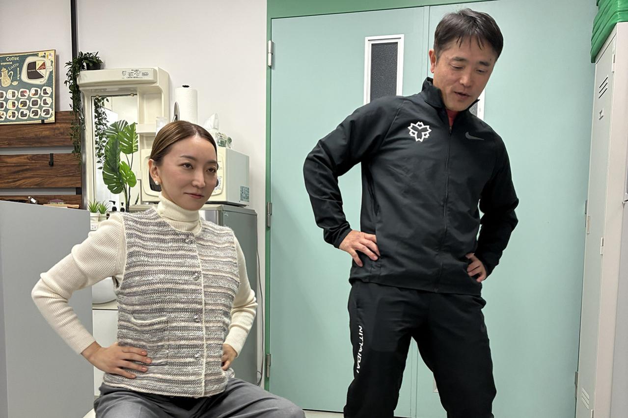 腰痛に悩む夫にもすすめたいストレッチ＆エクササイズも！加藤綾菜の【加藤家・笑顔の秘訣 #2】