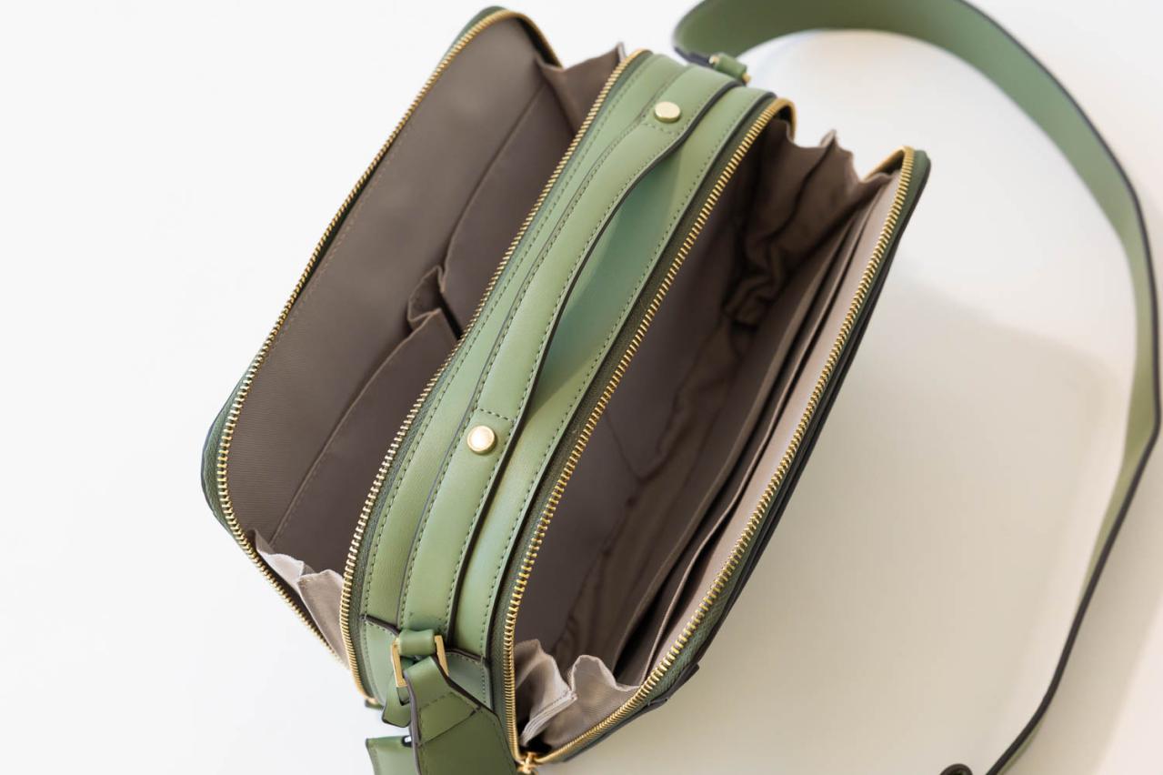 お出かけはこれ1つでOK！【50代からのショルダーバッグ6選】おしゃれも収納力もバッチリな逸品（画像9）