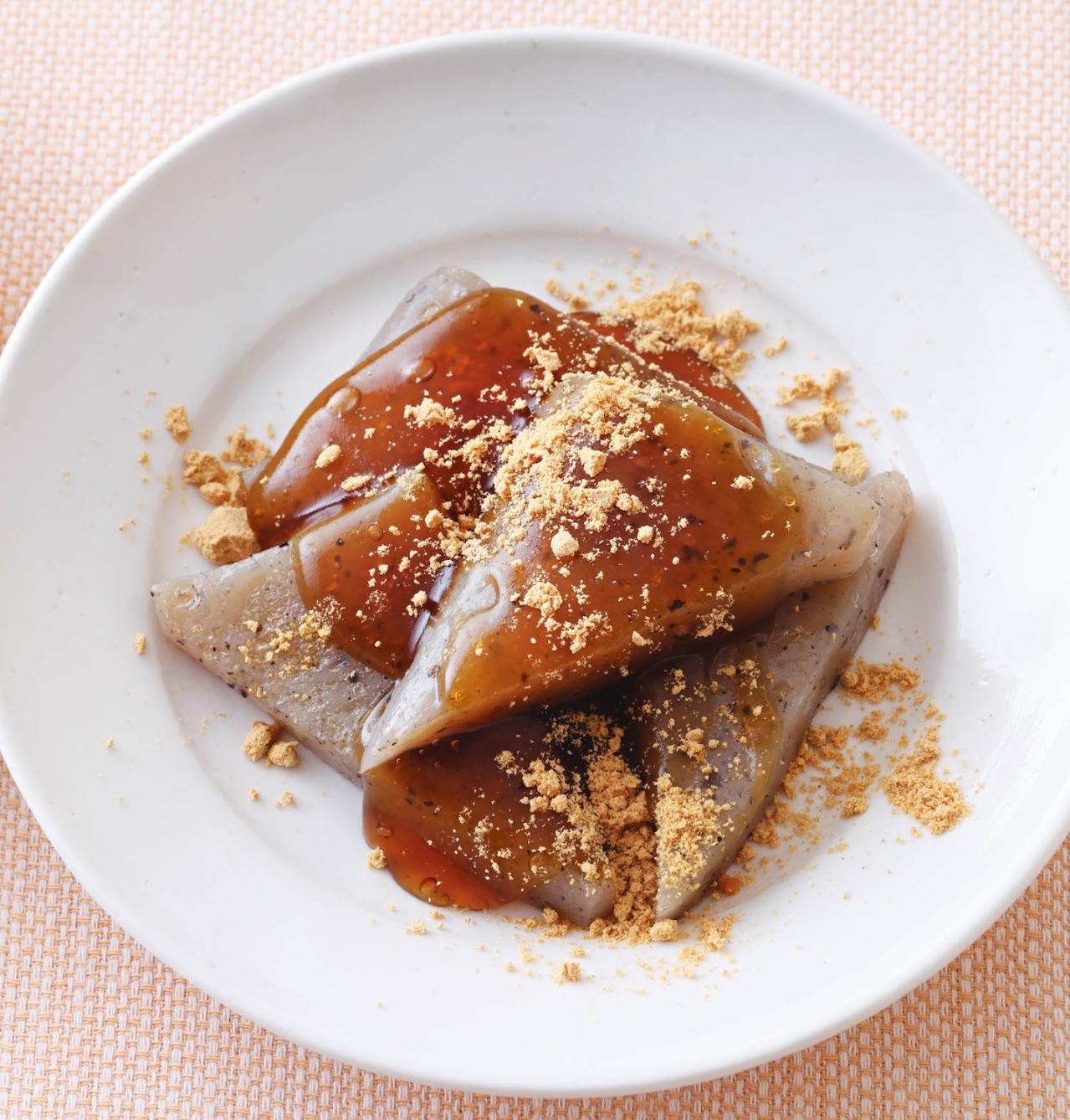 認知症予防効果で注目の食材【こんにゃく】のサブおかず3選「油揚げそぼろ／ラタトゥイユ／みたらしあんかけ」（画像4）