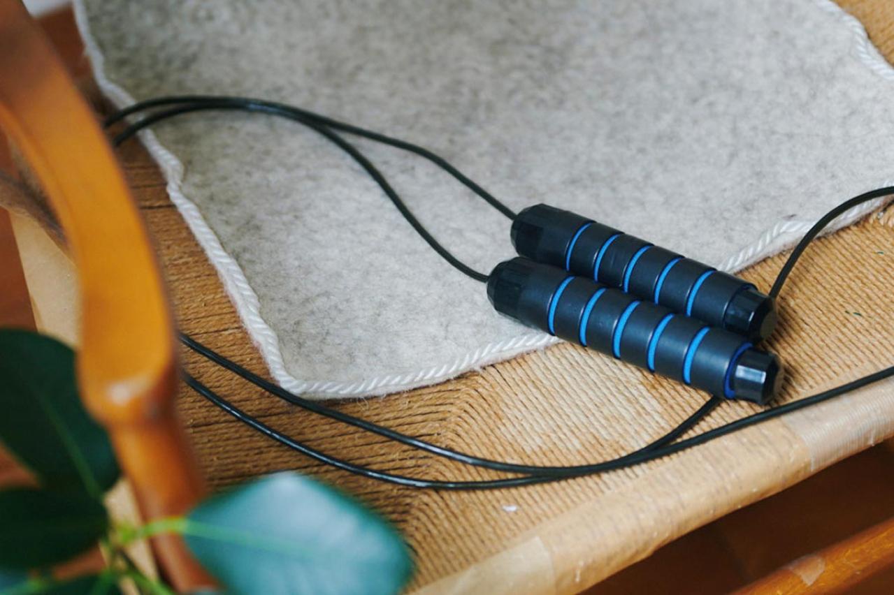 リビングでブランコ？【92歳ひとり暮らし】のデザイナーが続ける3つの“家の中習慣”で体力が落ちない理由（画像4）