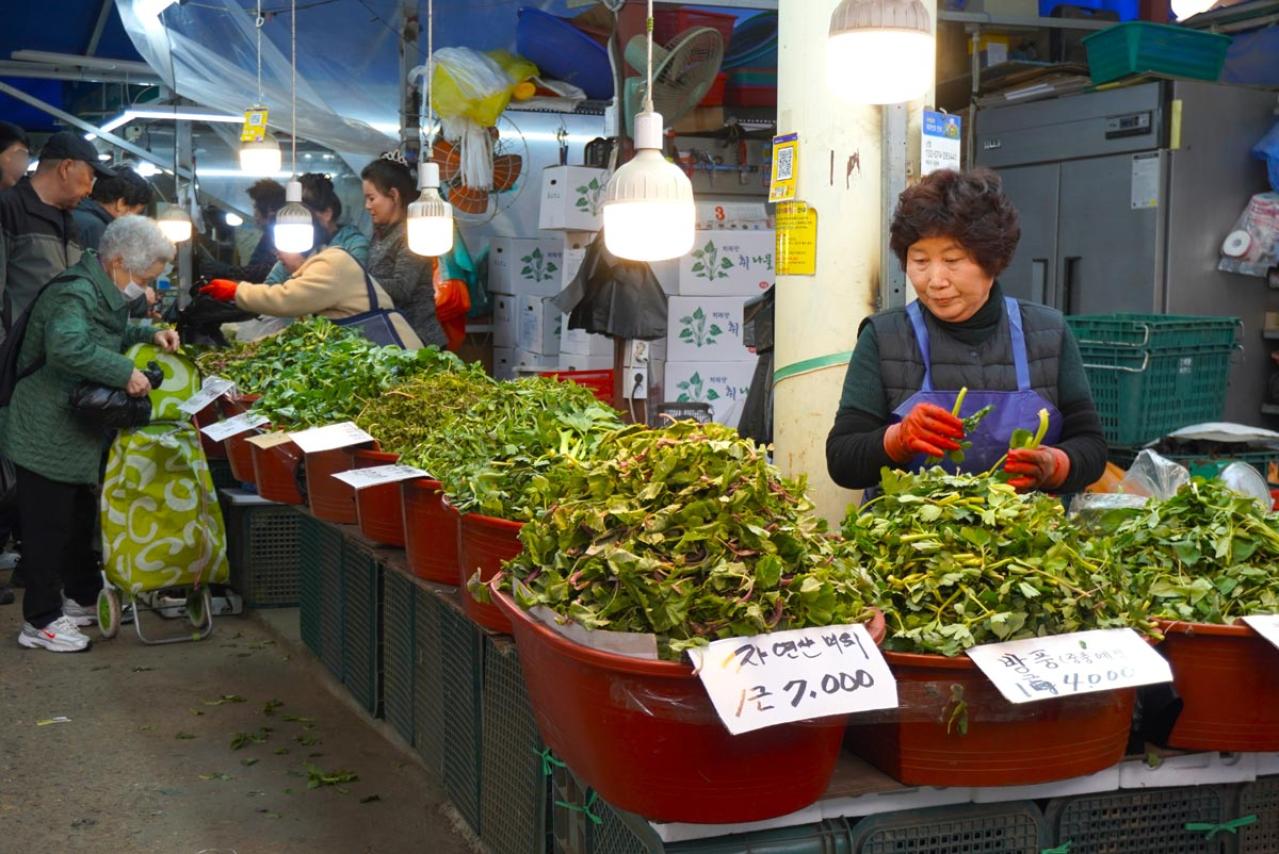 意外と安い！【ソウル韓方振興センター】の足湯＆マッサージ体験5000〜6000ウォン徹底ガイド/京東市場も一緒に楽しむコツは？（画像10）