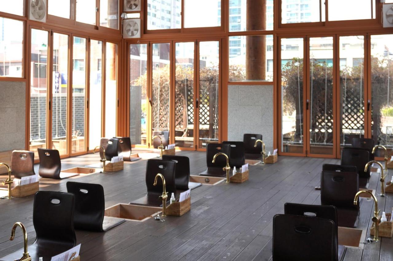 意外と安い！【ソウル韓方振興センター】の足湯＆マッサージ体験5000〜6000ウォン徹底ガイド/京東市場も一緒に楽しむコツは？