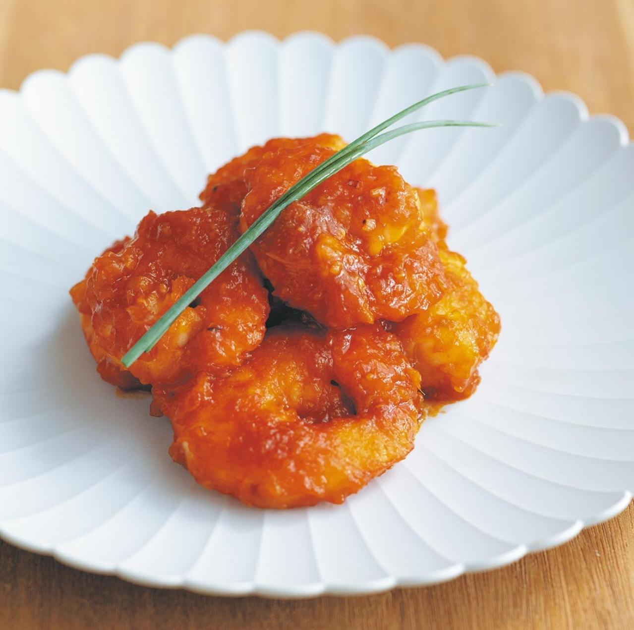 だしとトマトのダブルのうまみで絶品【無限つゆ＋ケチャップ】のおかず2選「和風えびチリ／手羽元グリル」（画像3）