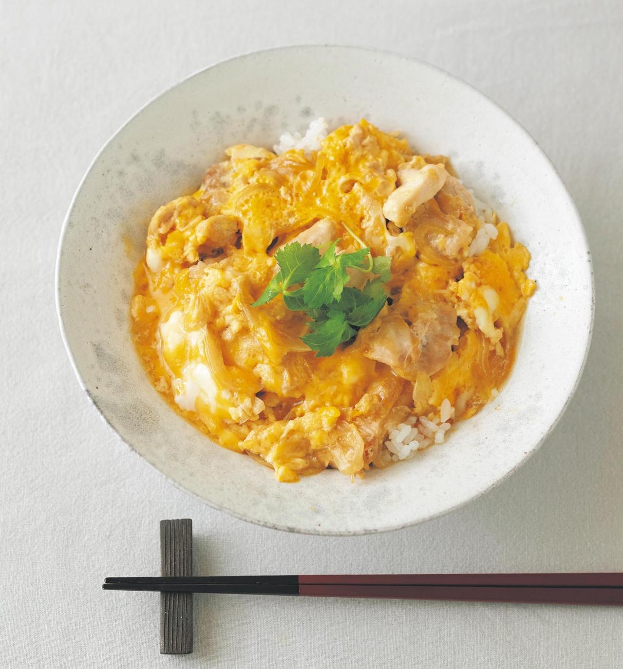 【定番和食】の味つけがすばやく決まる！甘辛無限つゆレシピ2選「親子丼／さばのみぞれ煮」（画像3）