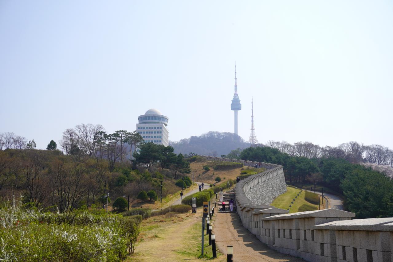 【2026年最新】ソウルの桜が意外と早い！南山をバスでラクに登って徒歩で下山（画像14）