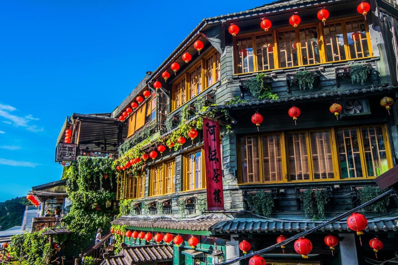 【70歳・ショコラさん】60代からのひとり旅：ツアーにする？ひとりで行く？後悔しない選び方（画像2）