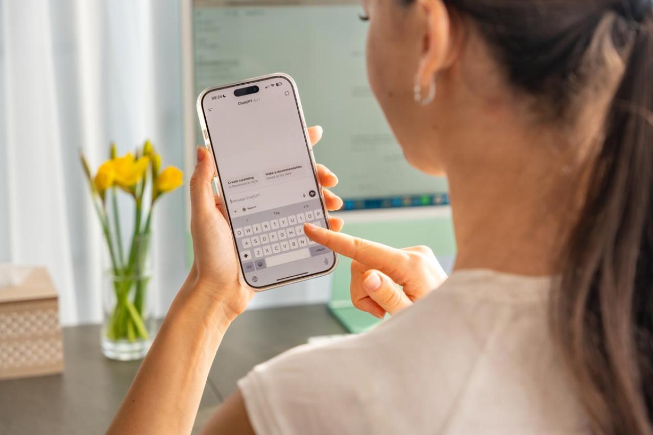 なぜ人はAIに人生相談してしまう？【池上彰が語る】“ChatGPT依存”と孤立しないためのヒント