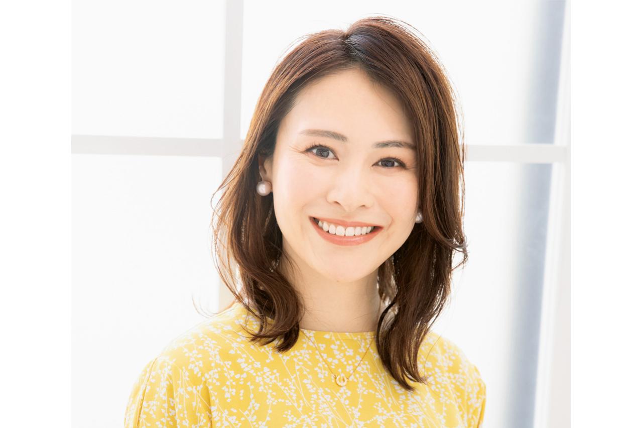 やわらかい髪の人におすすめ！レイヤーでふんわりがかなう【大人のミディアムヘア】2選