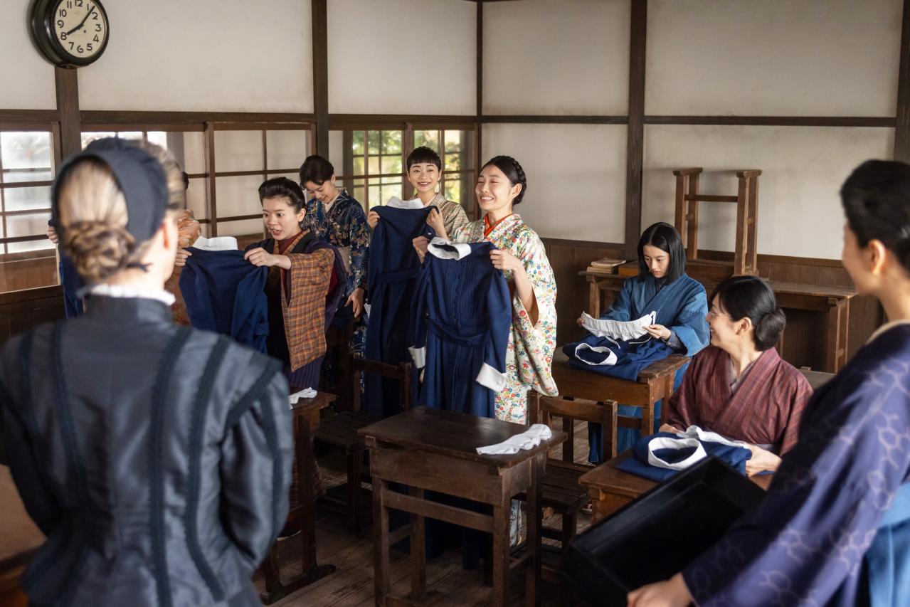朝ドラ『風、薫る』半年後に驚き！バーンズ先生が突然ペラペラと話し始めて……金曜回終盤に視聴者騒然（画像6）