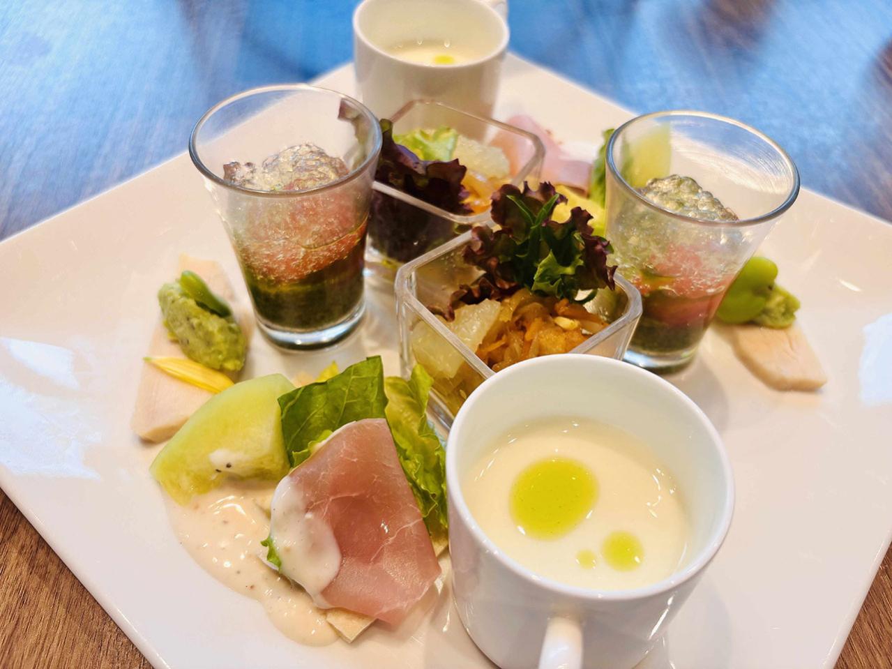 【2026年初夏限定】丸ノ内ホテルのメロンづくしアフタヌーンティーを実食レポ（画像7）