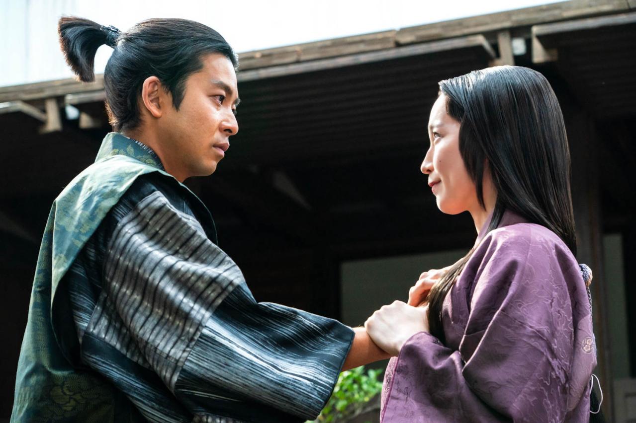 【豊臣兄弟！】謎多き慶（吉岡里帆）と小一郎（仲野太賀）がついに本当の夫婦に！ 奥田瑛二×麻生祐未の豪華キャストにも注目